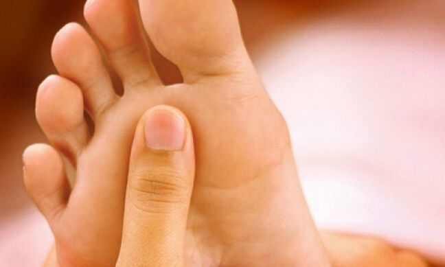 teenschimmel op nagels en voeten